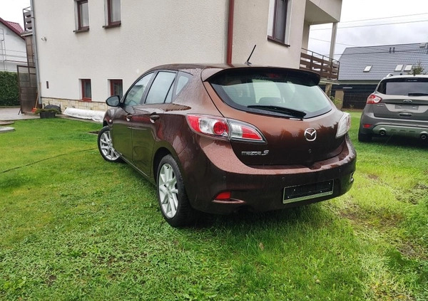 Mazda 3 cena 25500 przebieg: 104600, rok produkcji 2011 z Tarnów małe 29